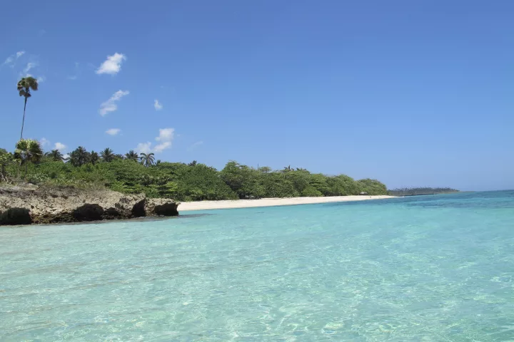 Typischer Karibik-Strand in Kuba