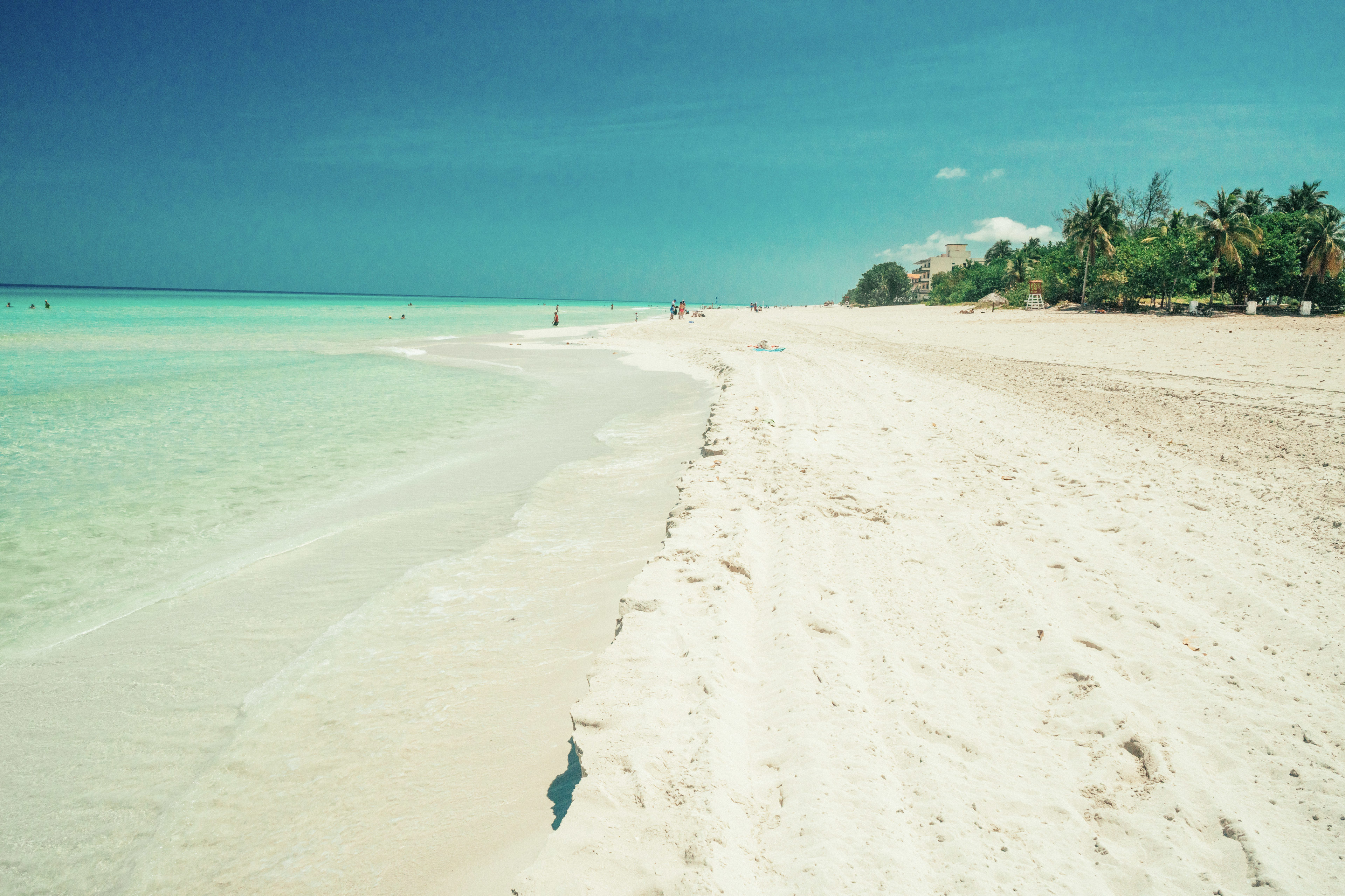 leerer Strand ohne Menschen
